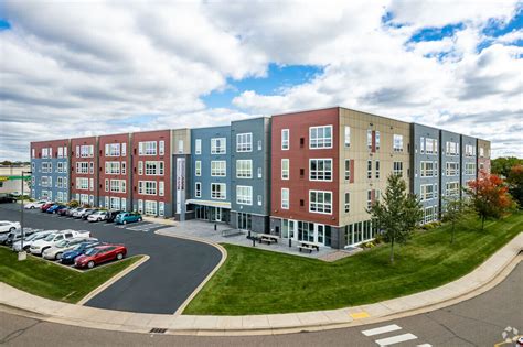 Located at the corner of East Grand Avenue and Graham Avenue, The Grand offers scenic views of the Chippewa River and walkability to the best entertainment, nightlife, and dining in Eau Claire. . Apartments in eau claire wi